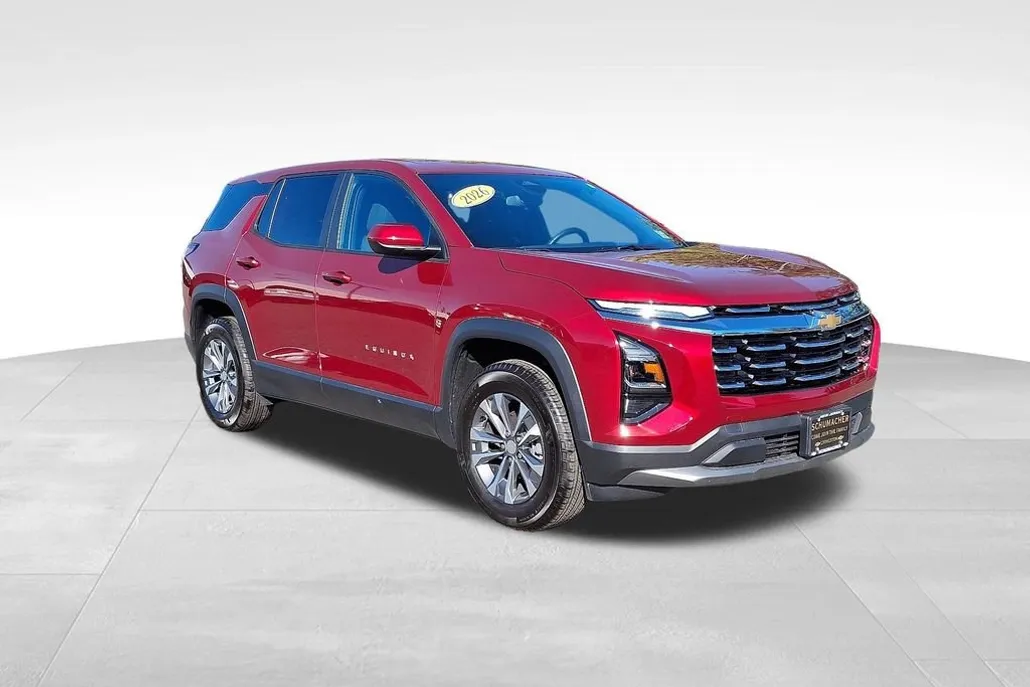 2026 Chevrolet Equinox LT photo 1