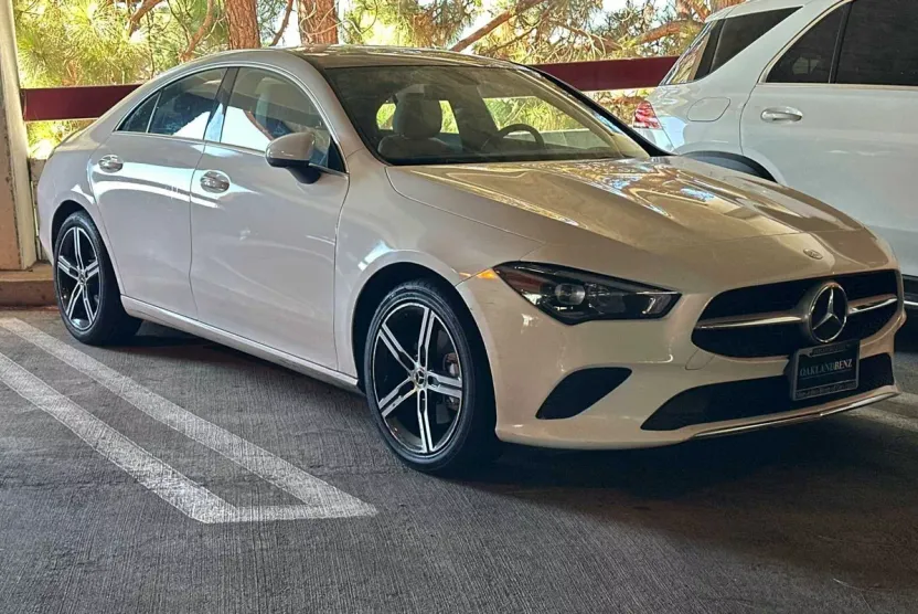 2023 Mercedes Benz CLA 250 photo 1