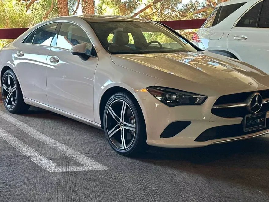 2023 Mercedes Benz CLA 250 photo 1