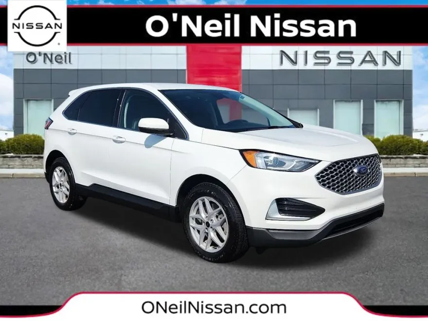 2023 Ford Edge SEL photo 1