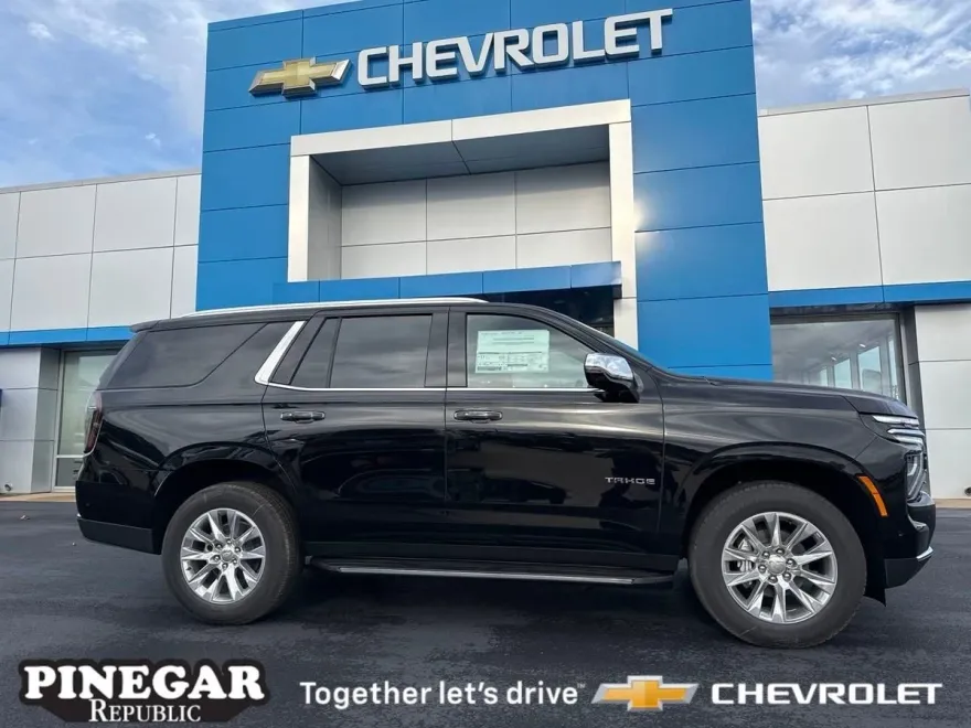 2025 Chevrolet Tahoe Premier photo 1