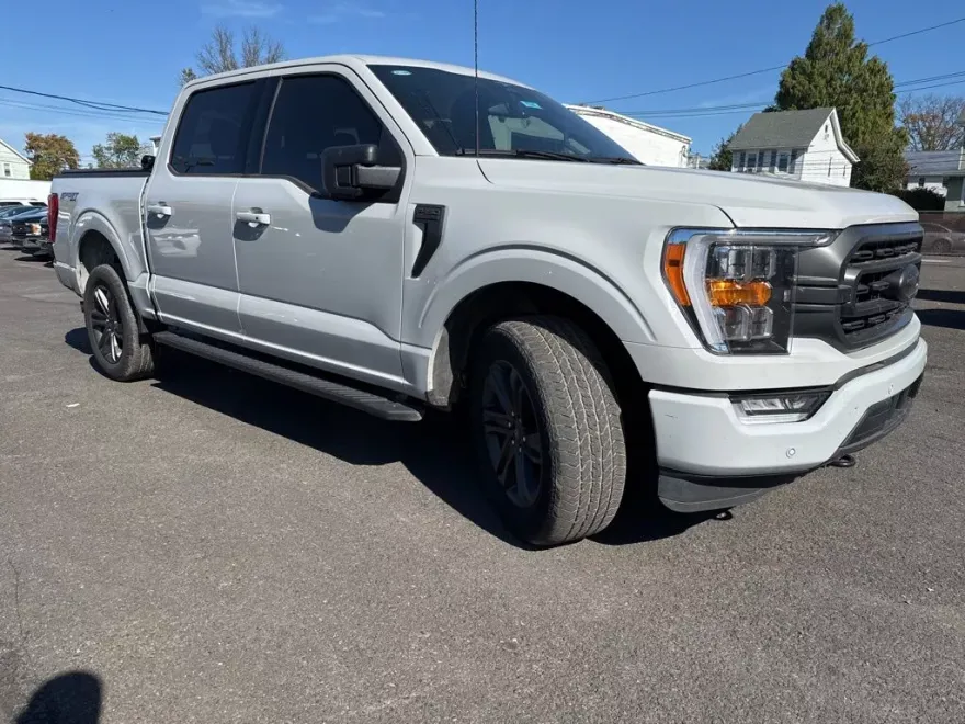 2023 Ford F-150 XLT photo 1