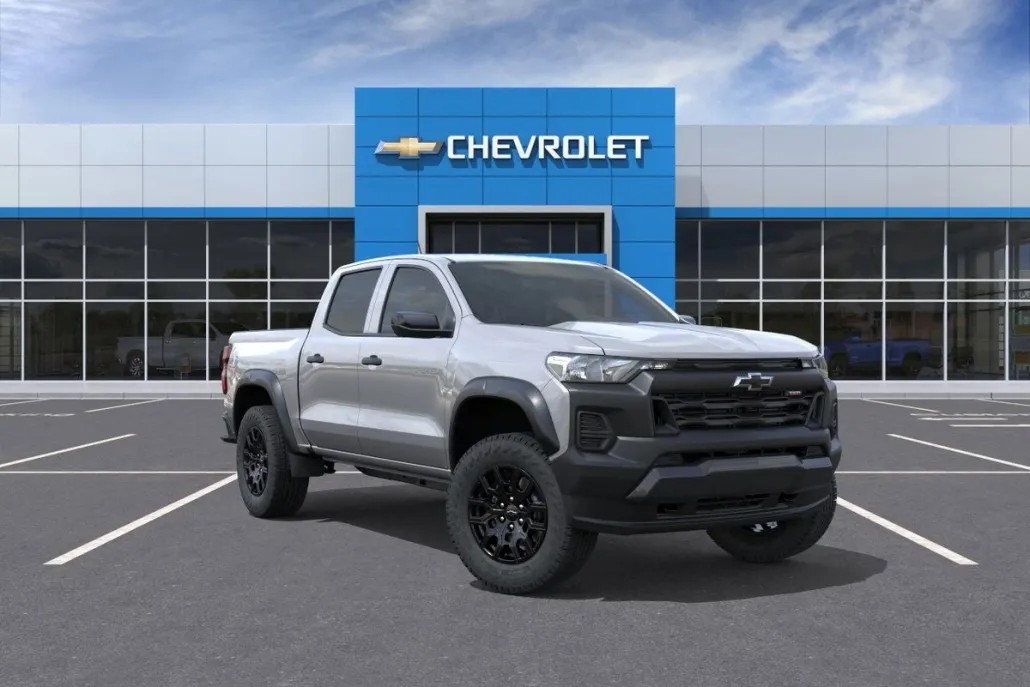 2025 Chevrolet Colorado Trail Boss photo 1