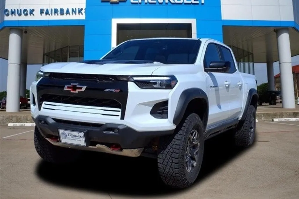2025 Chevrolet Colorado ZR2 photo 1