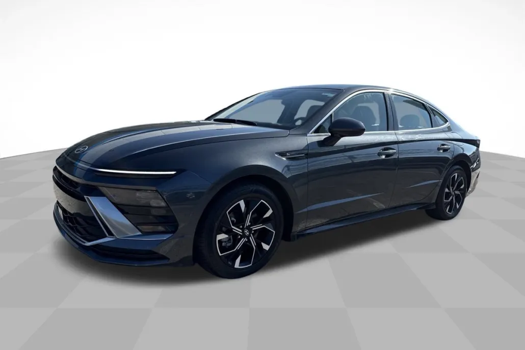 2024 Hyundai Sonata SEL photo 1