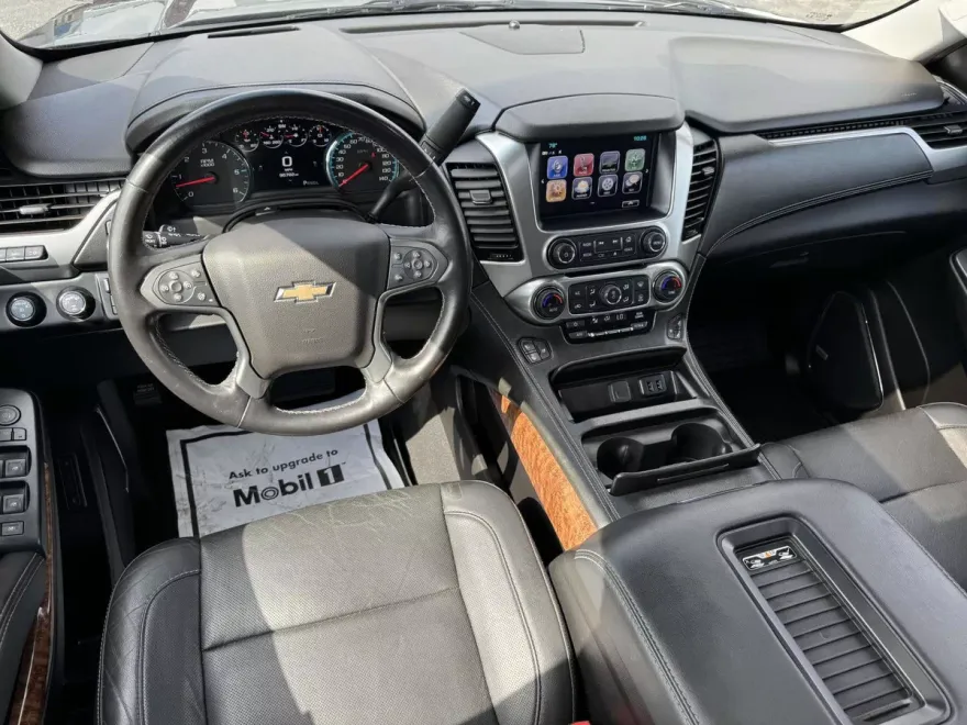 2019 Chevrolet Tahoe Premier photo 1