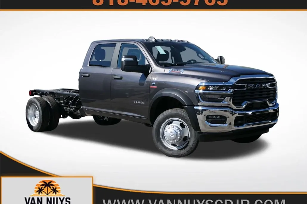 2026 Ram 5500 Tradesman photo 1