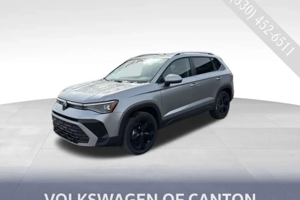 2025 Volkswagen Taos SEL photo 1