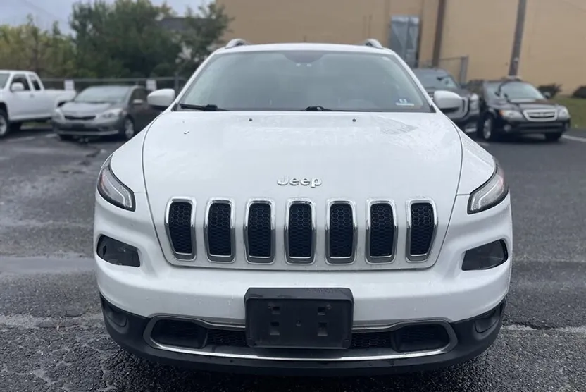 2017 Jeep Cherokee Limited photo 1