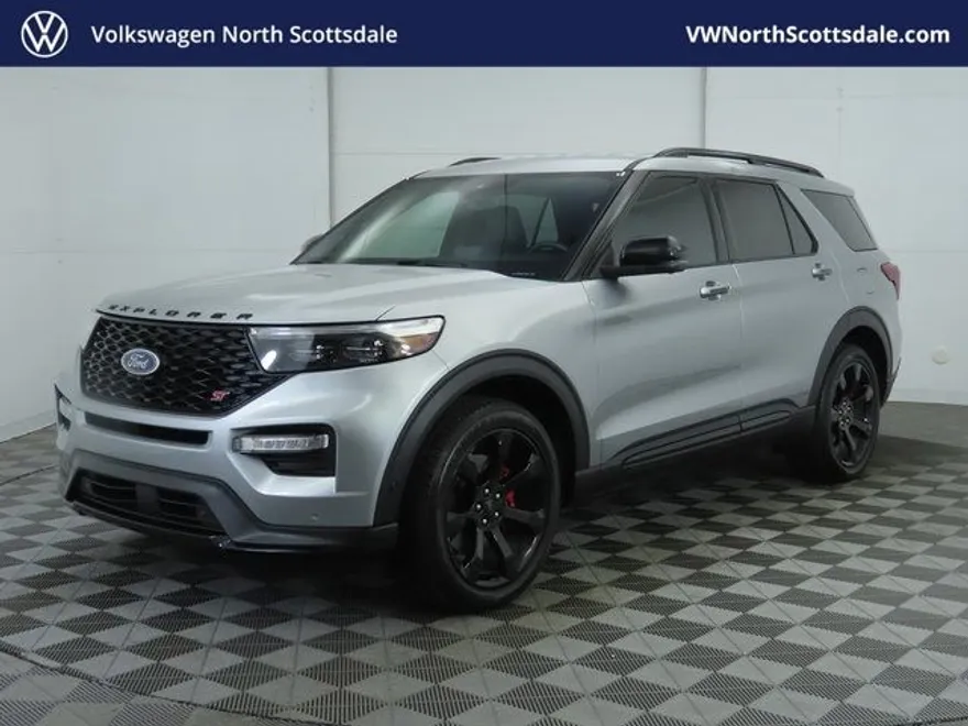 2020 Ford Explorer ST photo 1