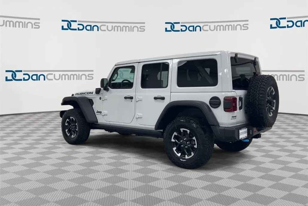 2025 Jeep Wrangler Rubicon 4xe photo 1