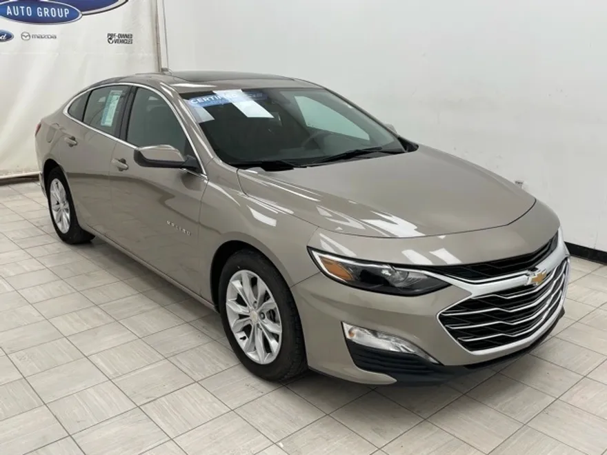 2023 Chevrolet Malibu 1LT photo 1