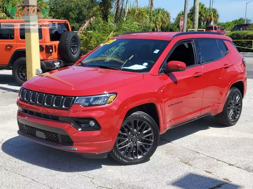 2023 Jeep Compass Limited photo 1