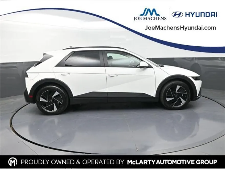 2025 Hyundai Ioniq 5 SEL photo 1