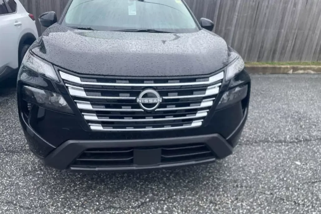 2026 Nissan Rogue SV photo 1