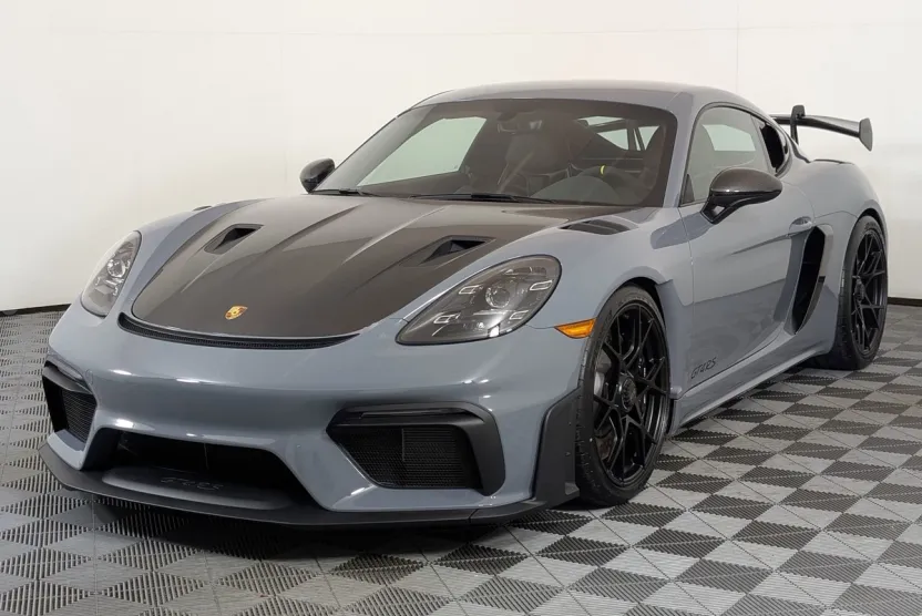 2025 Porsche Cayman GT4 RS photo 1