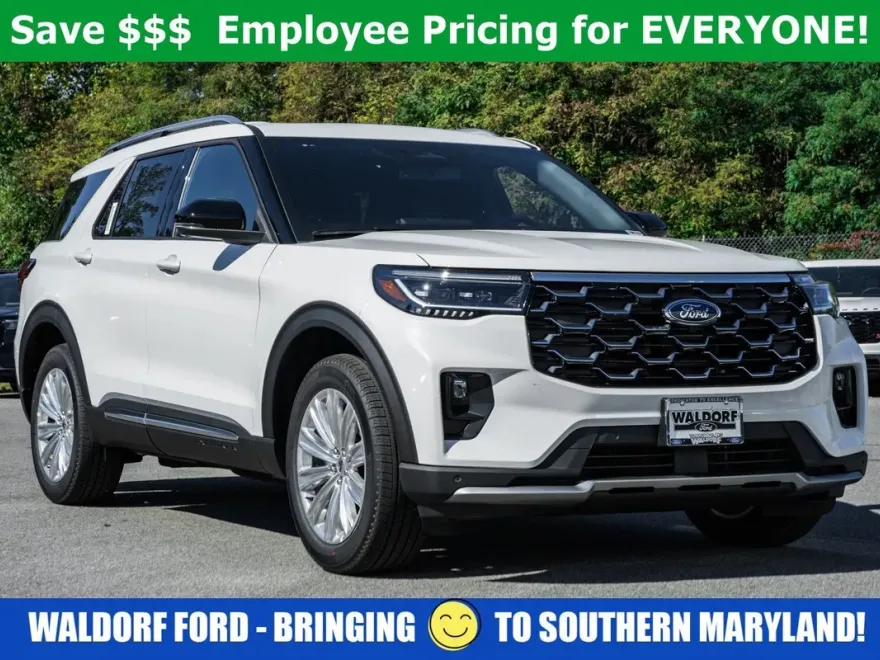 2025 Ford Explorer Platinum photo 1