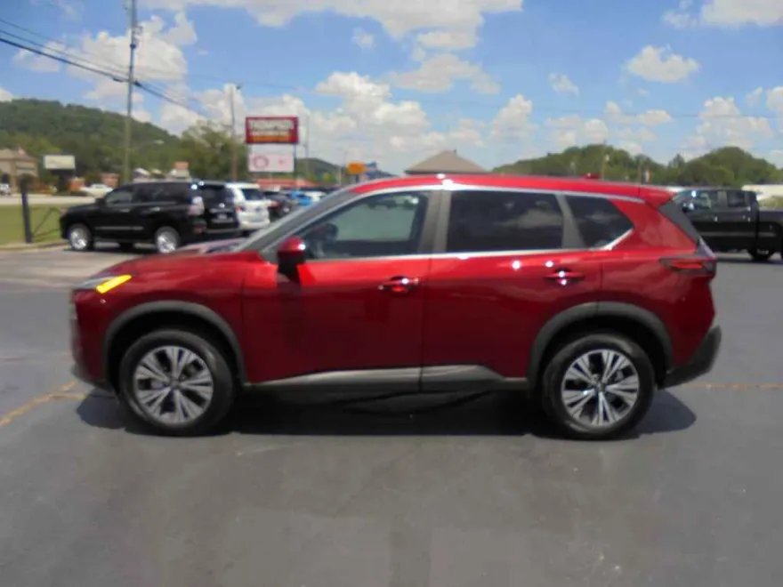 2023 Nissan Rogue SV photo 1