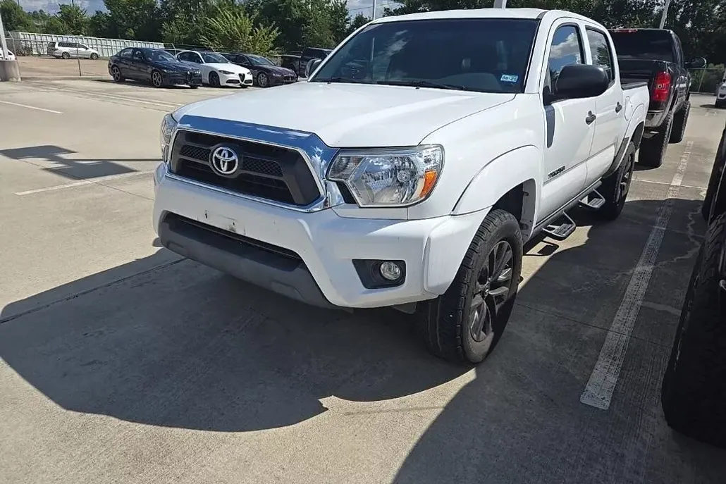 2014 Toyota Tacoma PreRunner photo 1