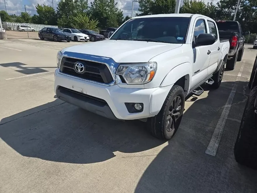 2014 Toyota Tacoma PreRunner photo 1