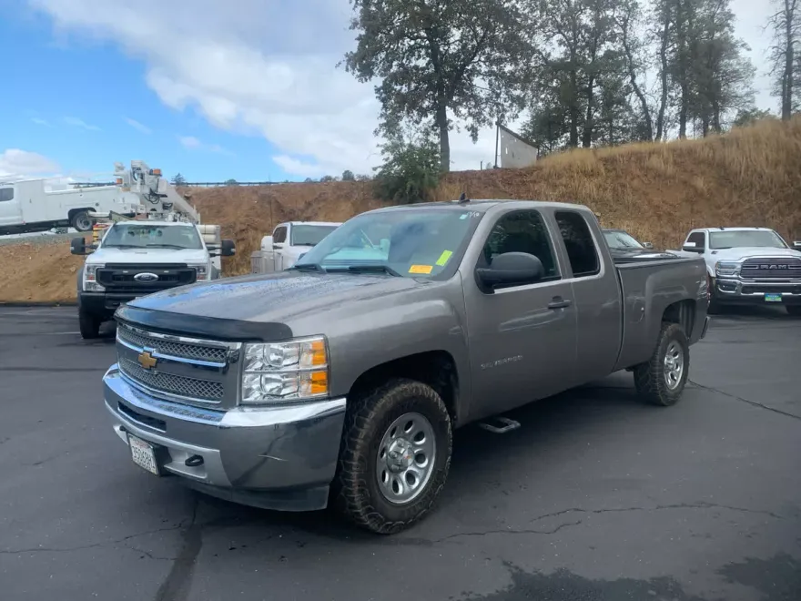 2013 Chevrolet Silverado 1500 LT photo 1