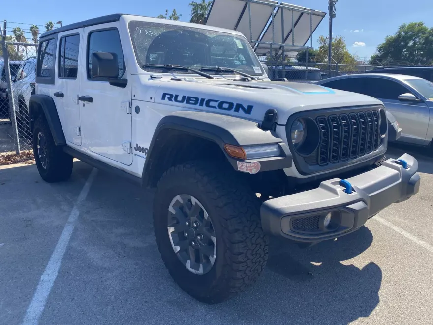 2024 Jeep Wrangler 4xe Rubicon photo 1