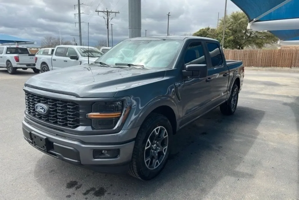 2025 Ford F-150 STX photo 1