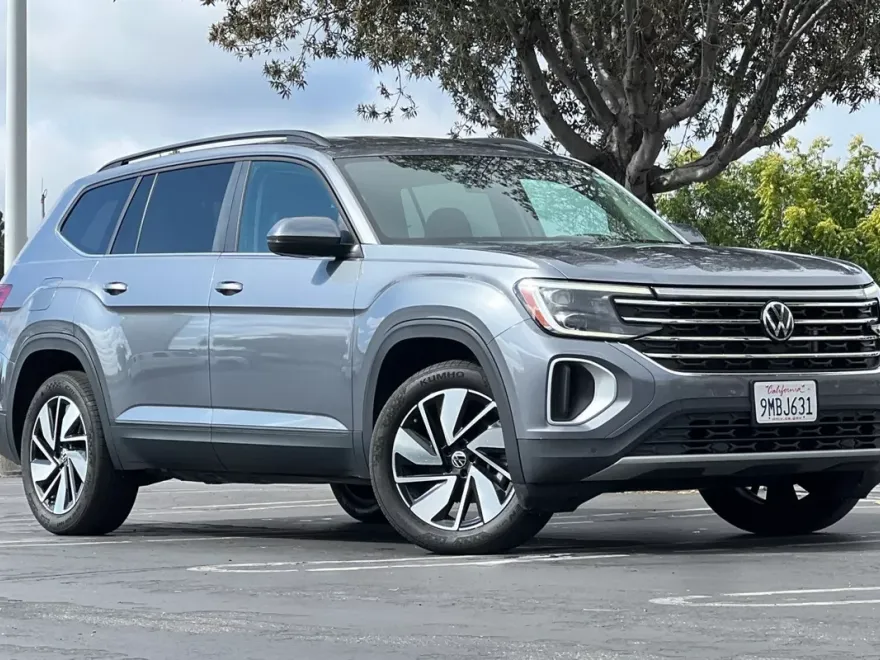 2024 Volkswagen Atlas SE Technology photo 1