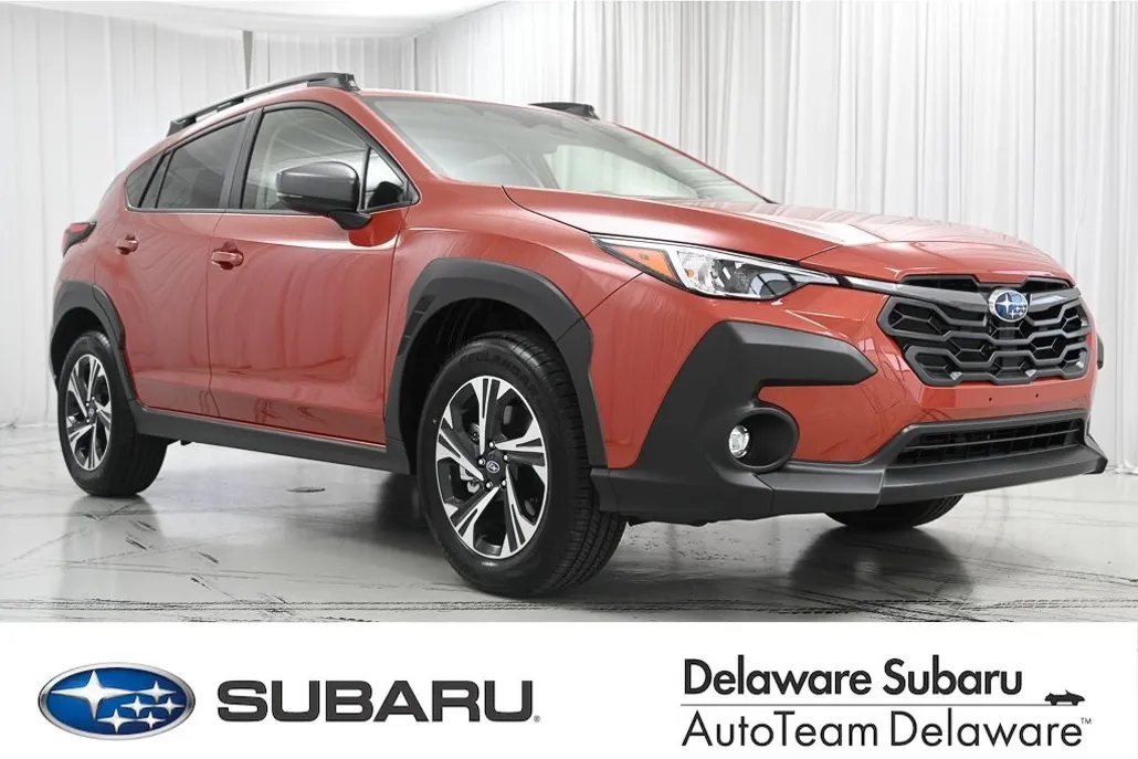 2025 Subaru Crosstrek Premium photo 1
