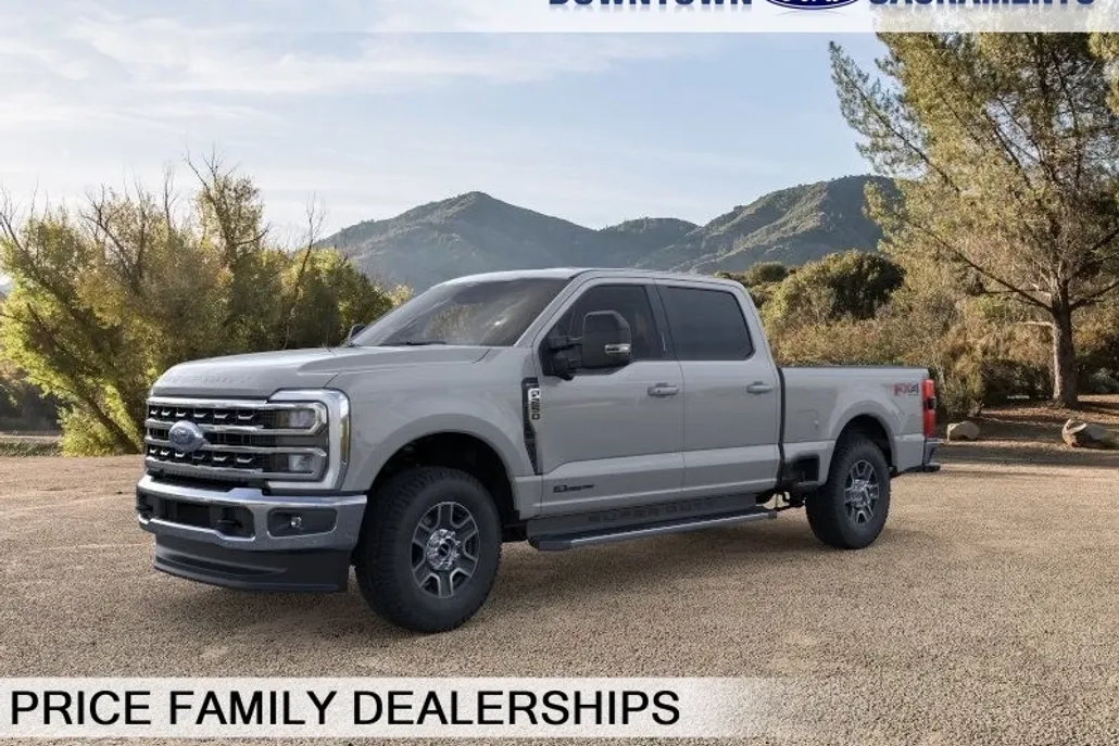 2025 Ford F-250 Lariat photo 1