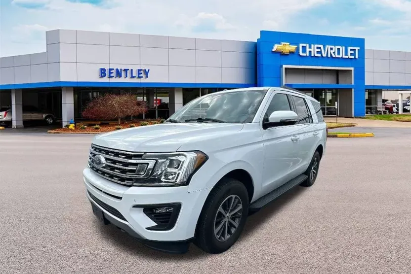 2019 Ford Expedition XLT photo 1