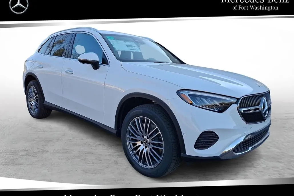 2025 Mercedes Benz GLC 300 photo 1