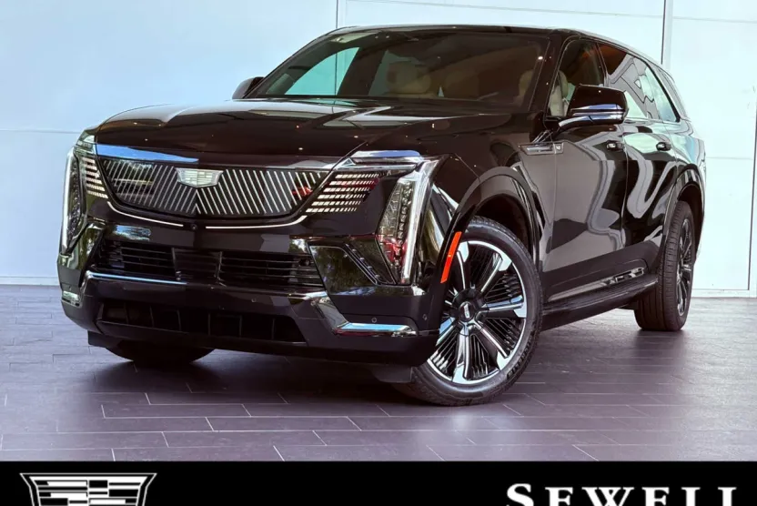 2025 Cadillac Escalade IQ Sport photo 1