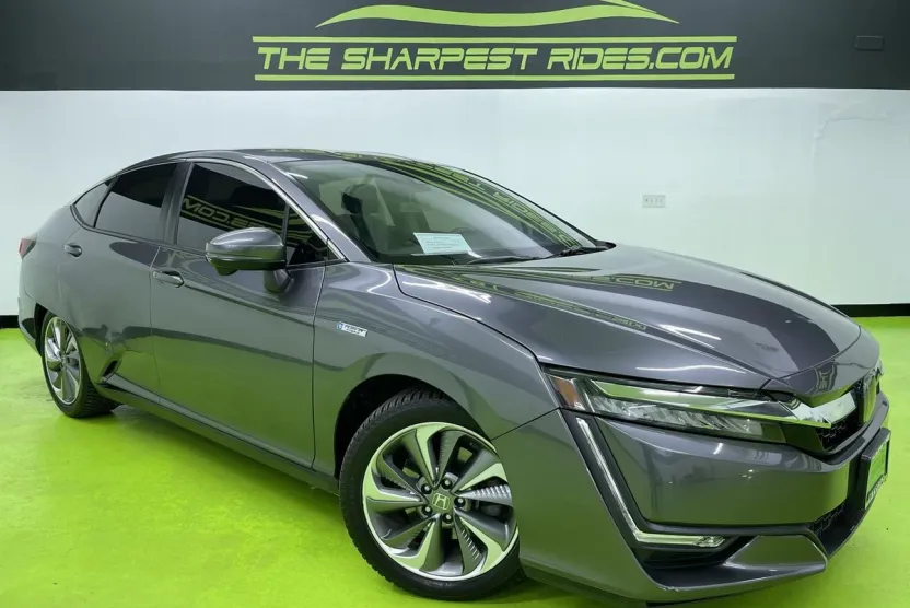 2018 Honda Clarity Plug-In Hybrid photo 1