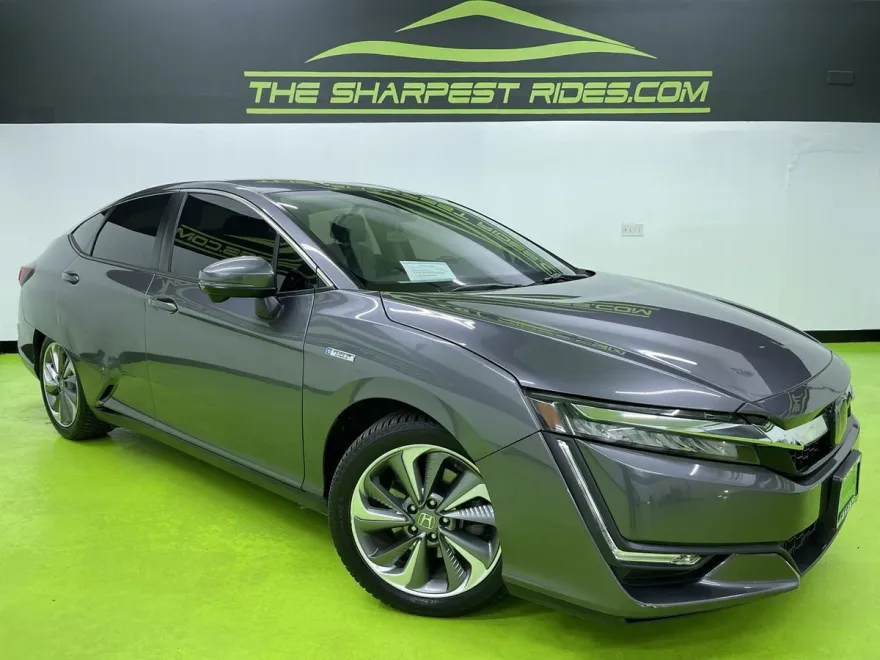 2018 Honda Clarity Plug-In Hybrid photo 1