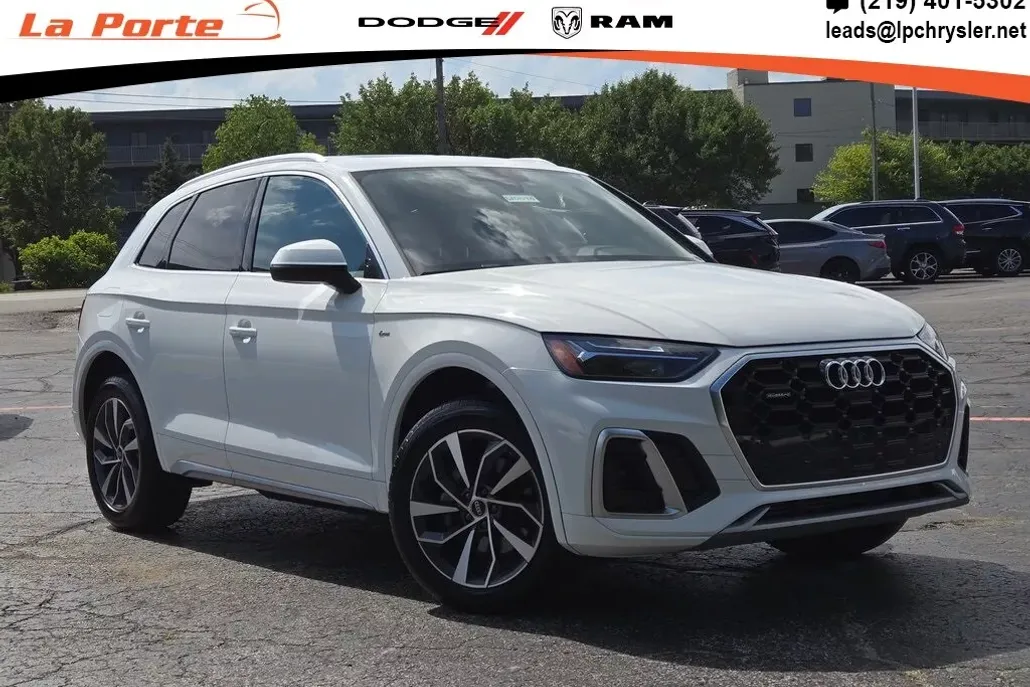 2022 Audi Q5 45 S line Premium photo 1