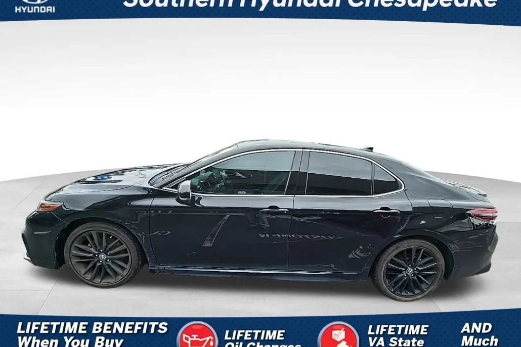 2022 Toyota Camry XSE photo 1