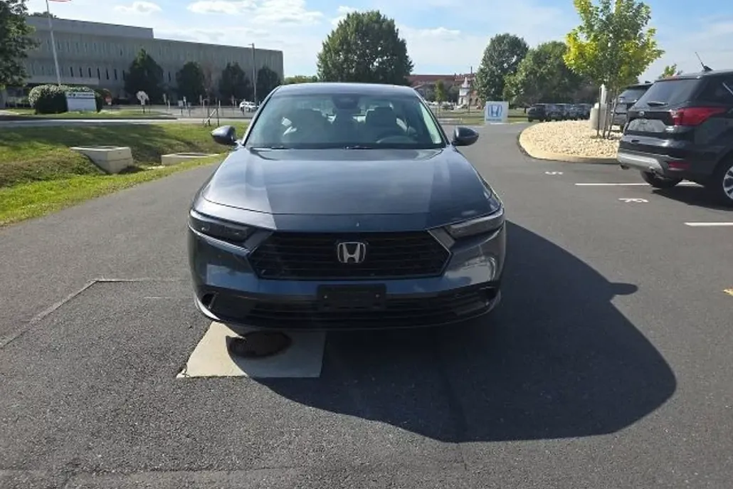 2023 Honda Accord EX photo 1