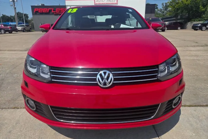 2013 Volkswagen Eos Executive photo 1