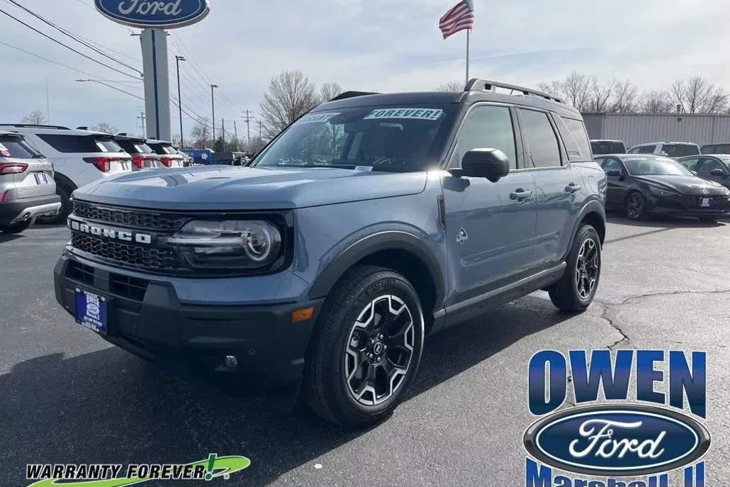 2025 Ford Bronco Sport Outer Banks photo 1