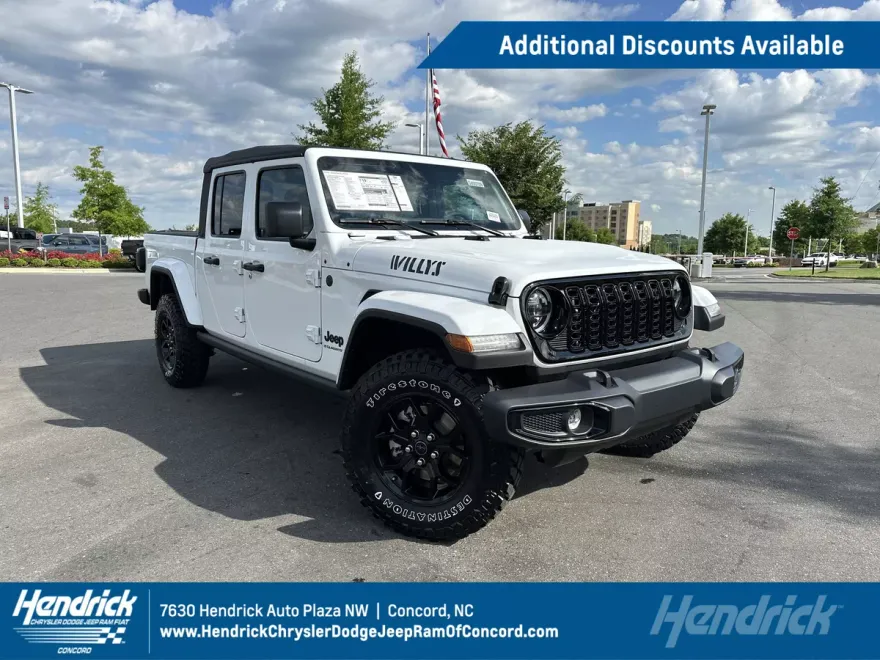 2025 Jeep Gladiator Willys photo 1