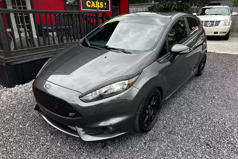 2017 Ford Fiesta ST photo 1