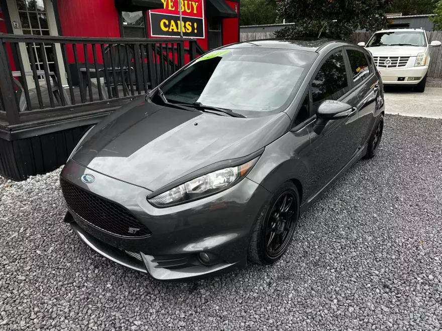 2017 Ford Fiesta ST photo 1