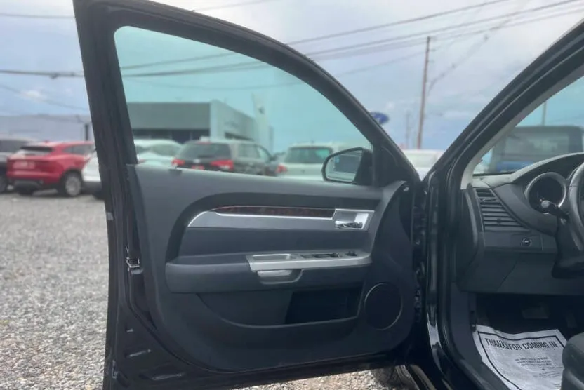 2010 Chrysler Sebring Limited photo 1