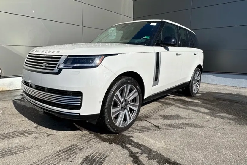 2025 Land Rover Range Rover SV photo 1