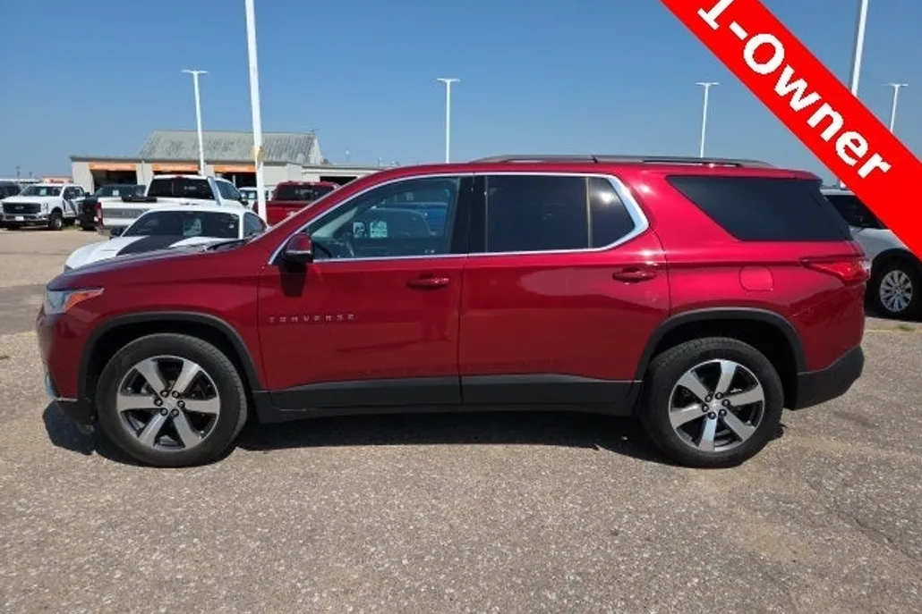 2019 Chevrolet Traverse 3LT photo 1