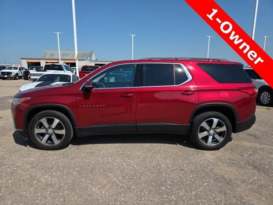 2019 Chevrolet Traverse 3LT photo 1