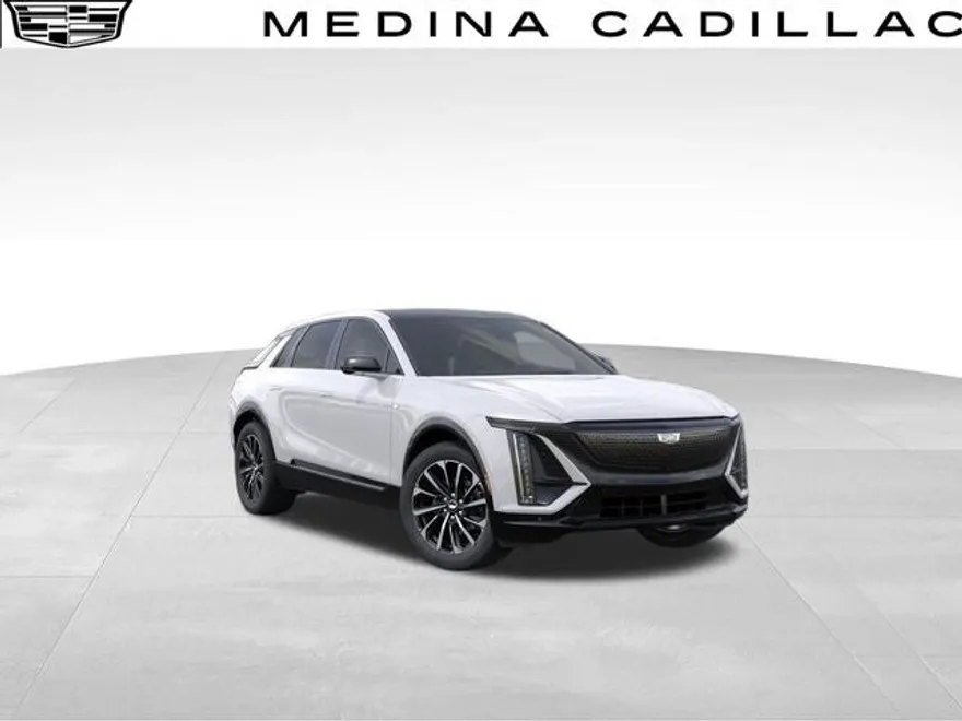 2025 Cadillac Lyriq Sport photo 1