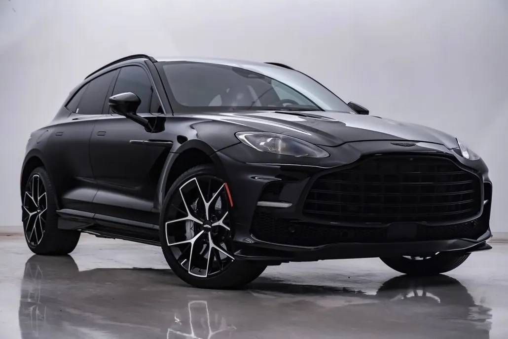 2025 Aston Martin DBX AM8 DBX707 photo 1
