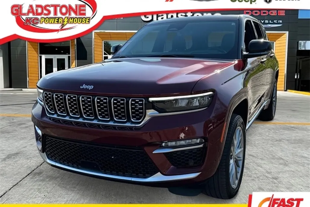 2024 Jeep Grand Cherokee Summit photo 1